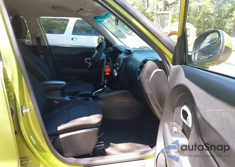 2015 Kia Soul z USA, uszkodzony, nr VIN KNDJN2A24F7766671